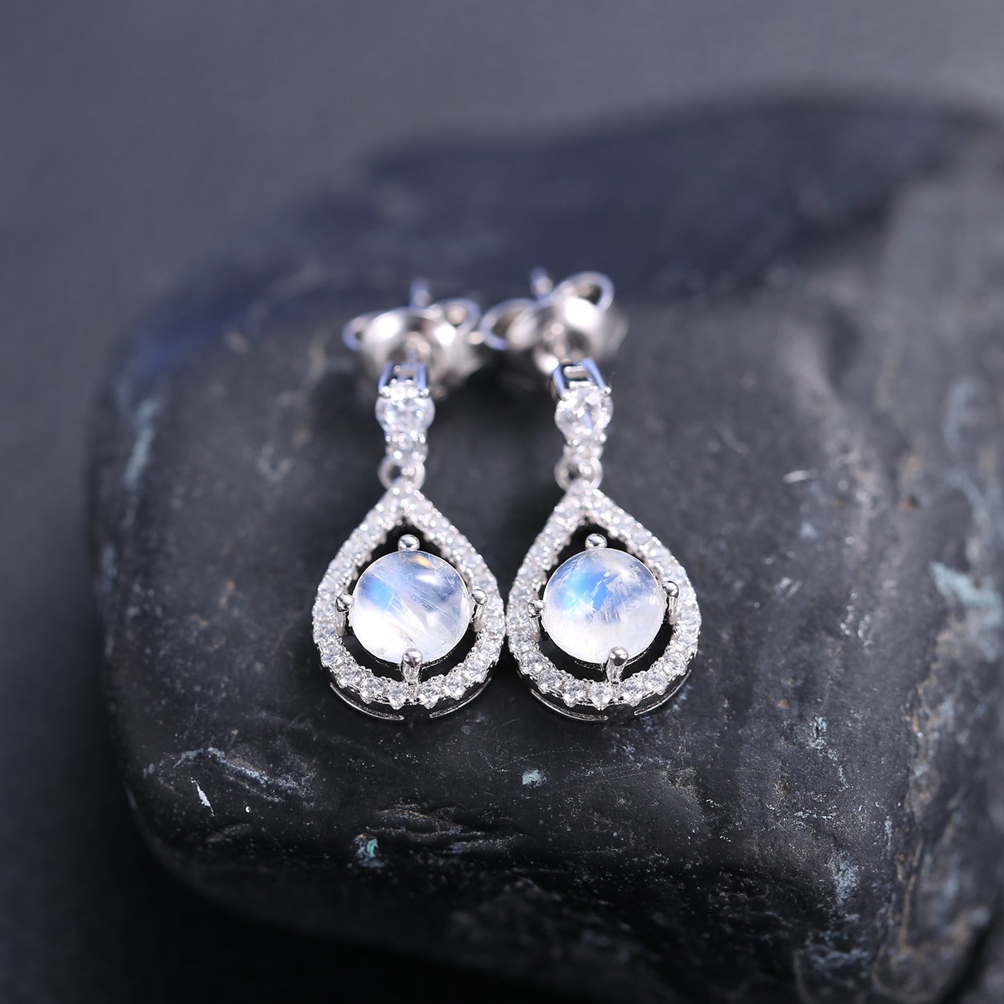 Elegant and Noble Natural Cream Blue Moonstone Earrings for Women s925Sterling Silver Gemstone Earrings for Export