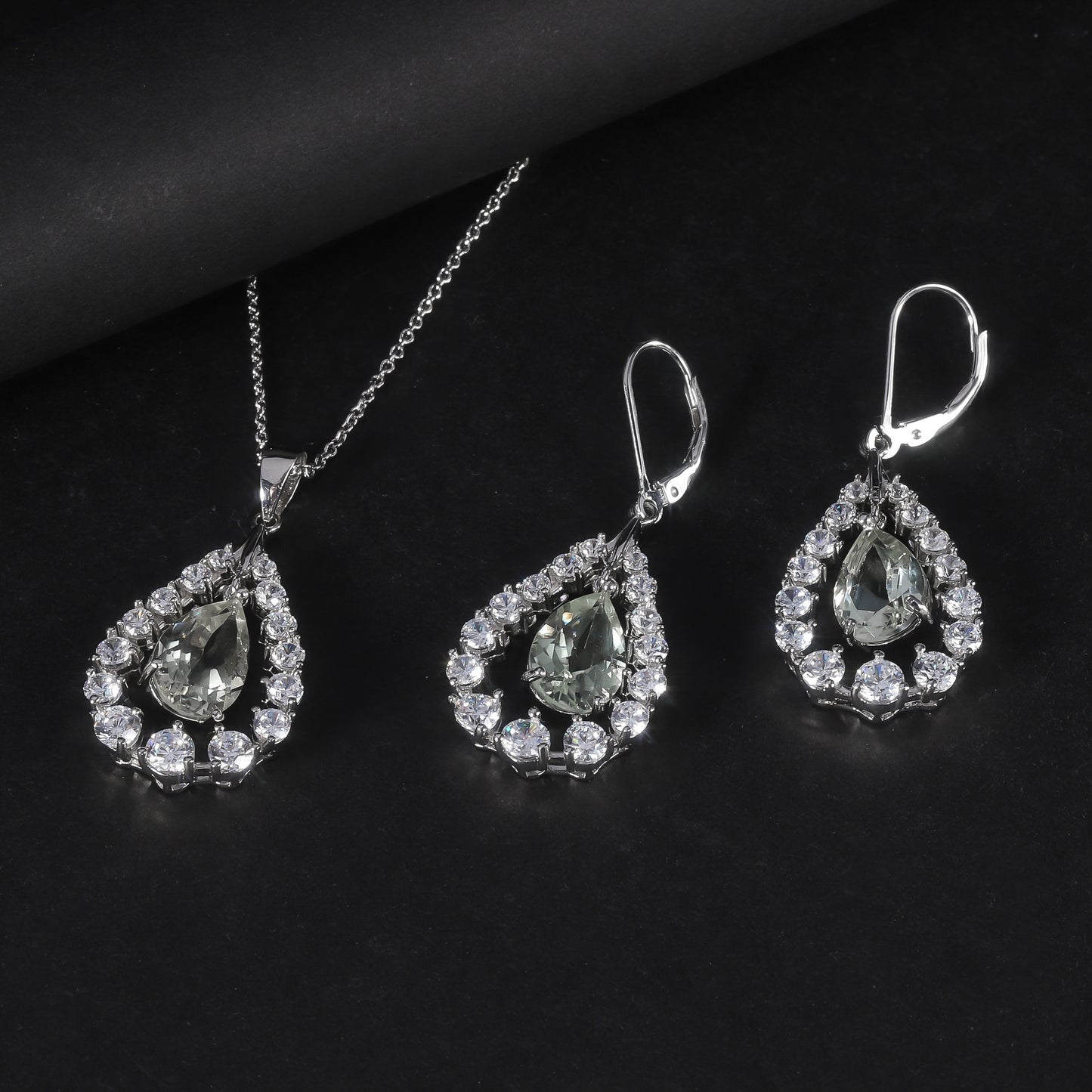 Affordable Luxury Fashion Natural Gemstone Necklace Pendant Sense of Design s925Sterling Silver Inlaid Natural Green Amethyst Pendant