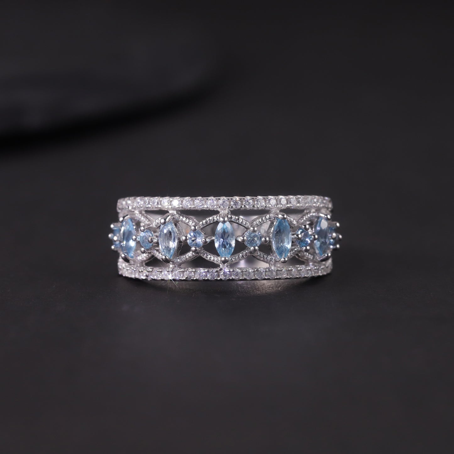 Vintage Style Natural Topaz Ring s925Silver Cluster Inlaid Crystal Garnet Luxurious Designer Ring for Women