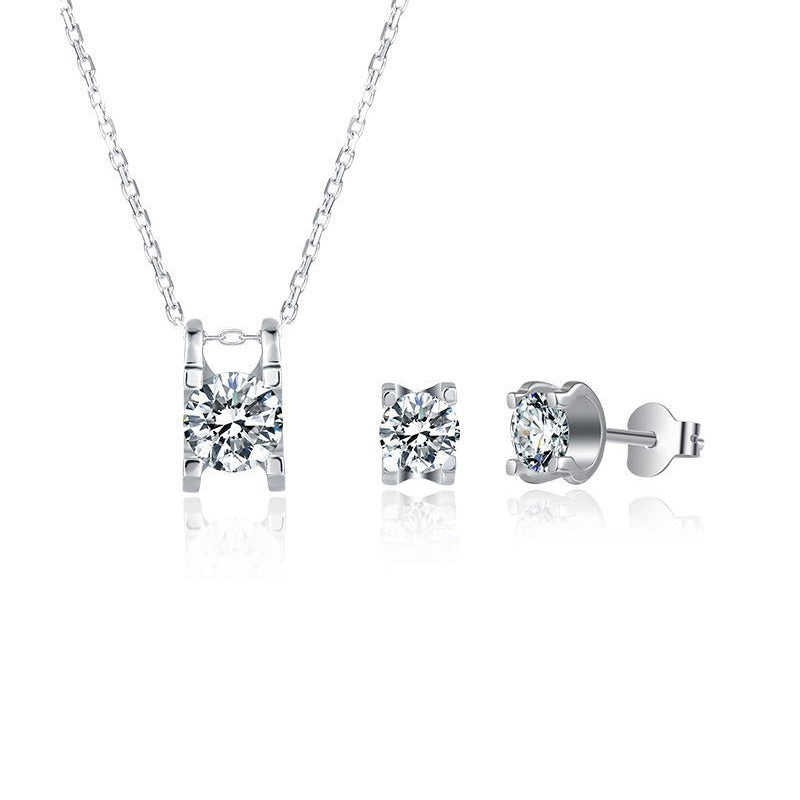 Fashion Bull Head Earrings Necklace Set s925Sterling Silver Inlaid D Color1Carat Moissanite Jewelry Set