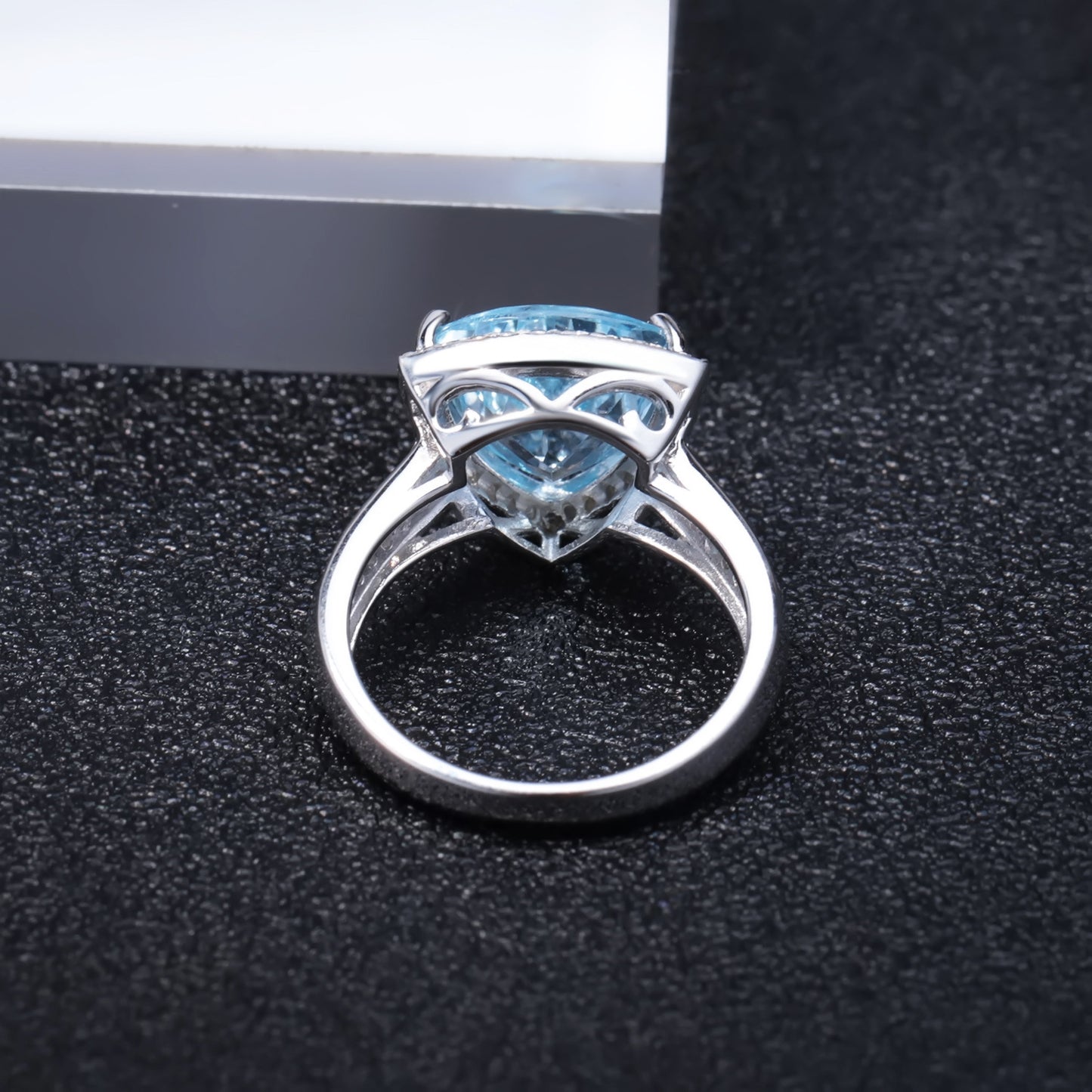 Luxurious Natural Gemstone Topaz Ring Design-inspired Jewelry Accessories s925Silver Inlaid Gemstone Ring