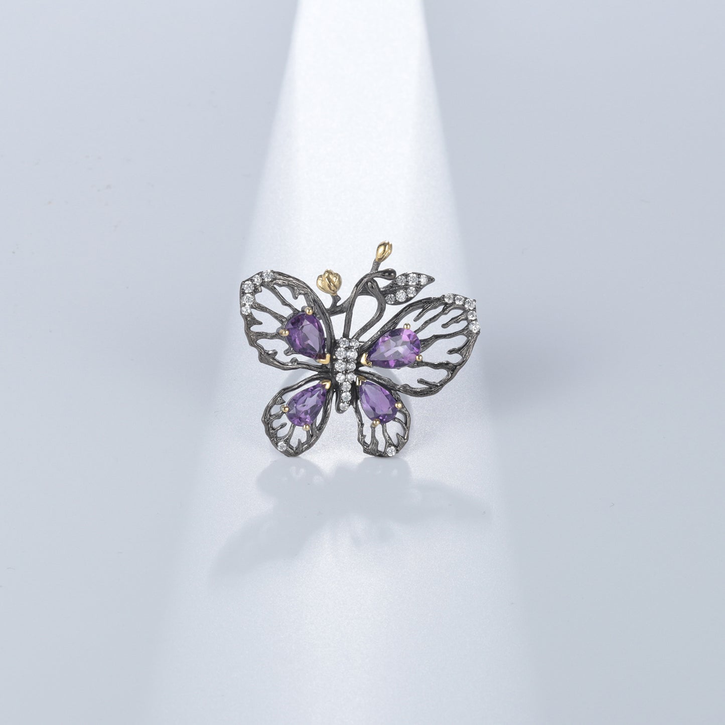 Designer Natural Garnet Butterfly Pendant Luxurious High-end Feel s925Silver Natural Gemstone Necklace Pendant