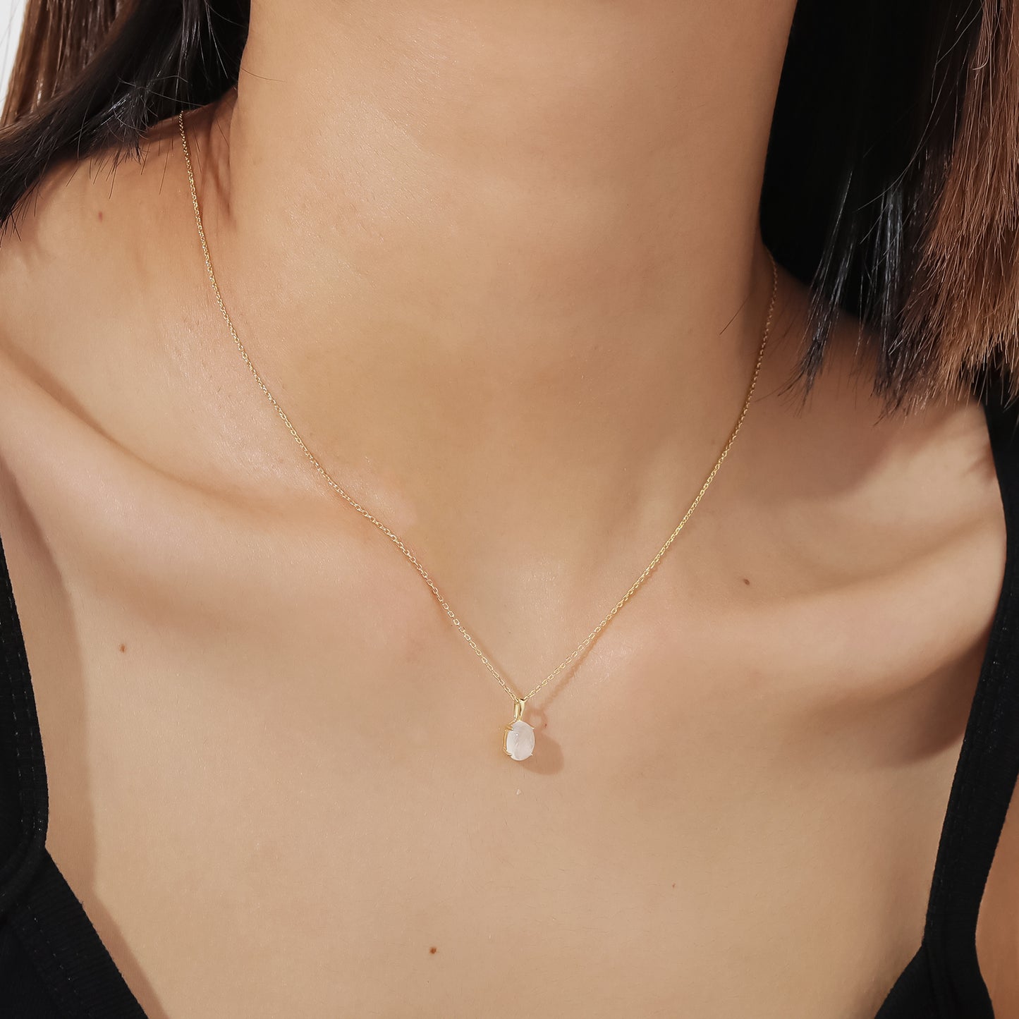 Source Natural Cream Blue Moonstone Necklace Oval Gemstone Simple ins Wind s925Sterling Silver Pendant