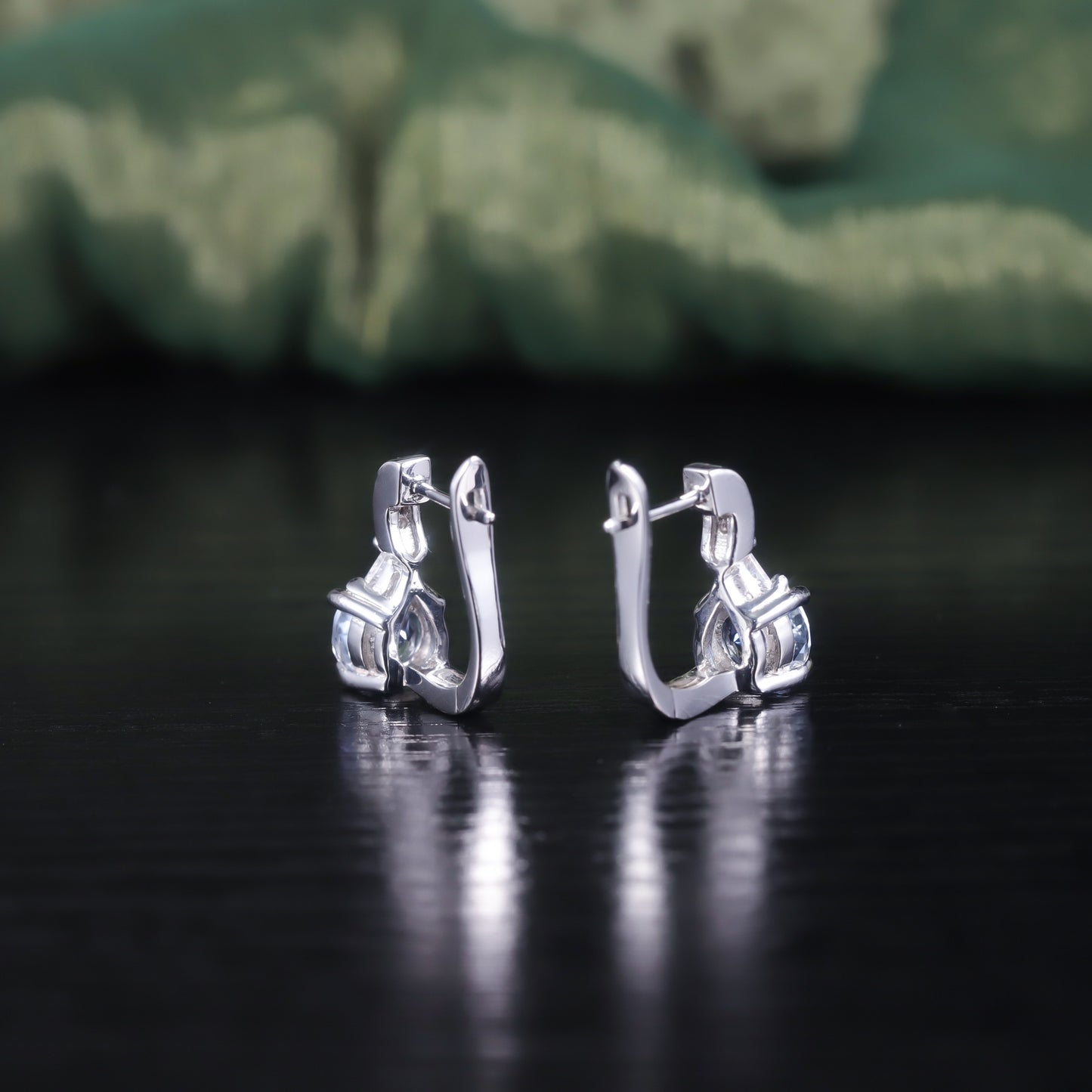 Cool Colorful Crystal Earrings s925Sterling Silver Small Earrings2024Autumn Winter New Earrings In Stock Wholesale