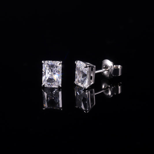 K Gold earrings with four prongs1.5Carat Moissanite Earrings Platinum9/10/14/18K Gold Earrings with a High-End Feel