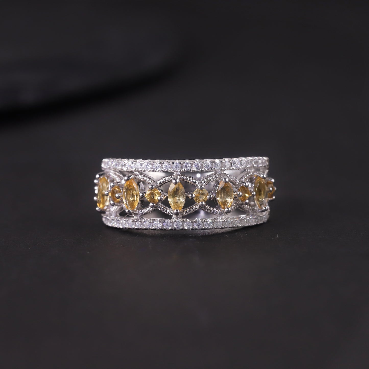 Vintage Style Natural Topaz Ring s925Silver Cluster Inlaid Crystal Garnet Luxurious Designer Ring for Women