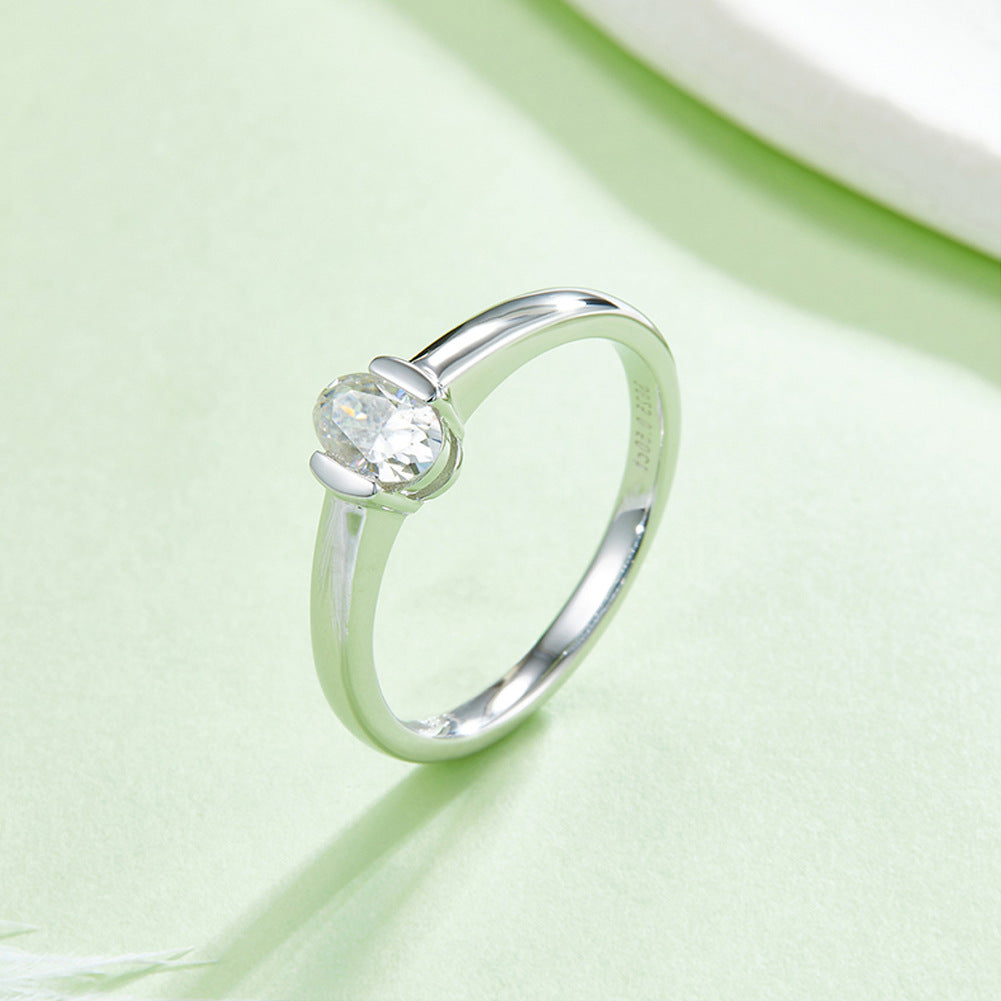 Luxurious Fashion Oval Shape0.5ct Moissanite ring S925Silver Gold Plated Engagement Ring for Women