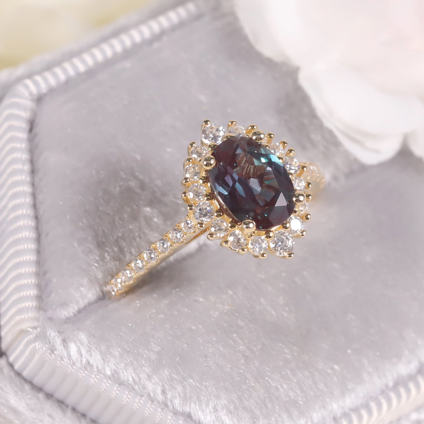 Luxury Sunflower Color-Changing Gemstone Ring s925Silver Inlaid Synthetic Alexandrite Gemstone Ring New Style
